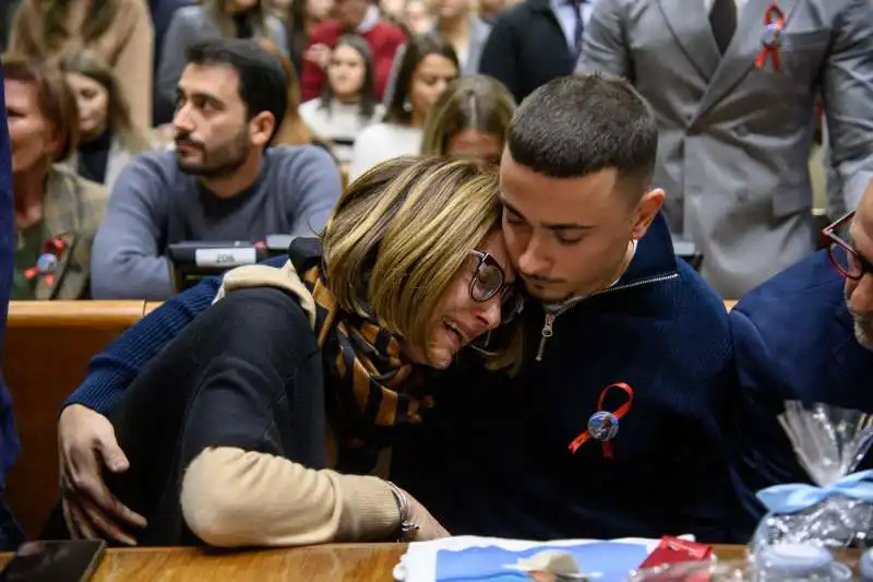 loredana femiano madre di giulia tramontano con il fratello di giulia