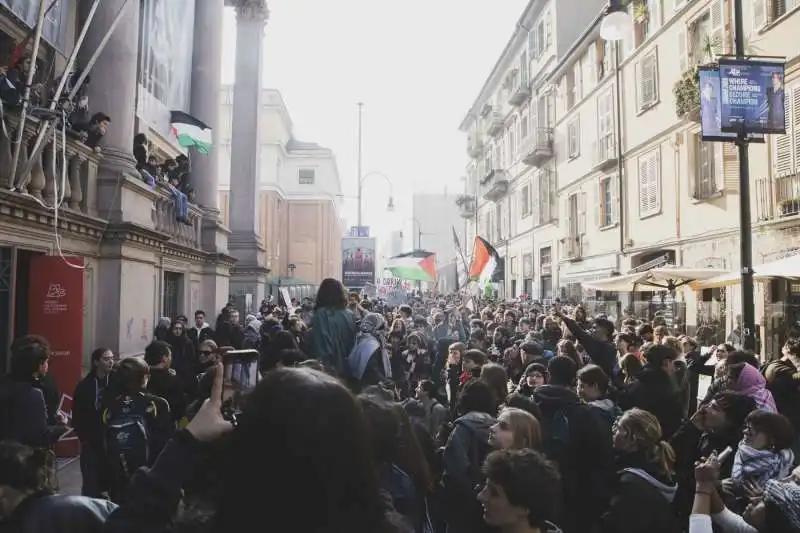 manifestazione pro palestina a torino   18