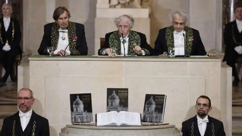 presentazione della nona edizione del dizionario francese 