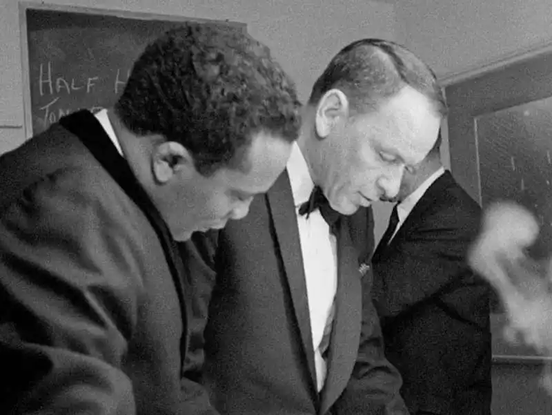 quincy jones  con frank sinatra