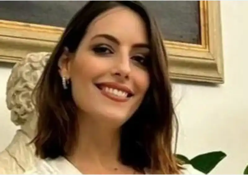  STEFANIA SECCI