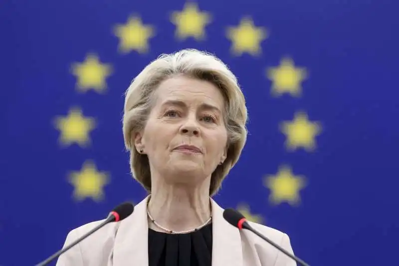 URSULA VON DER LEYEN - FOTO LAPRESSE