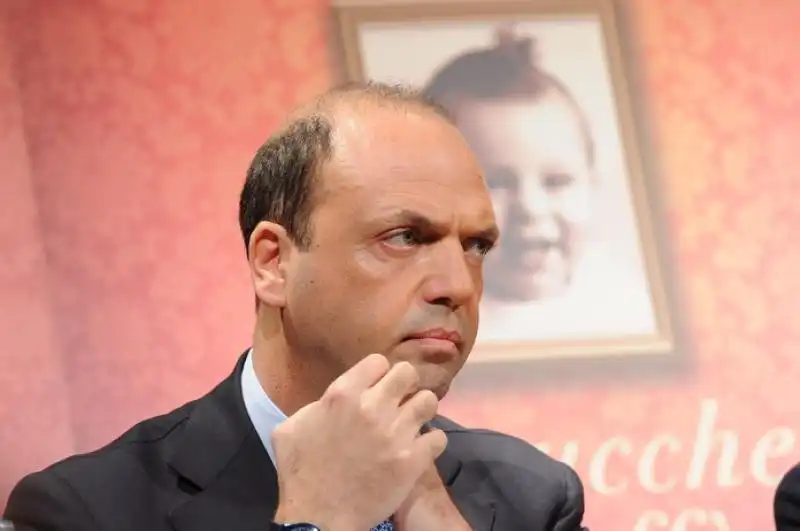 Angelino Alfano 