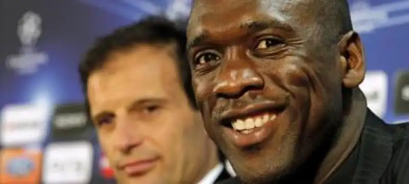 Clarence Seedorf sta per rubare la scena a Massimiliano Allegri