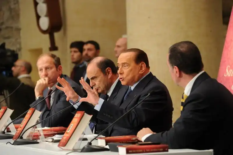 Cusenza Vespa Berlusconi e Polito 