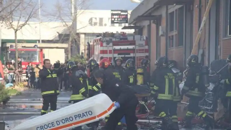 INCIDENTE A PRATO - FABBRICA CINESE