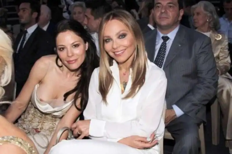 naike rivelli e ornella muti a taormina 