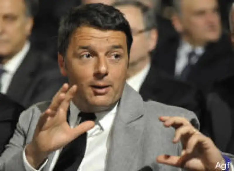 RENZI AL QUIRINALE IN ABITO GRIGIO 