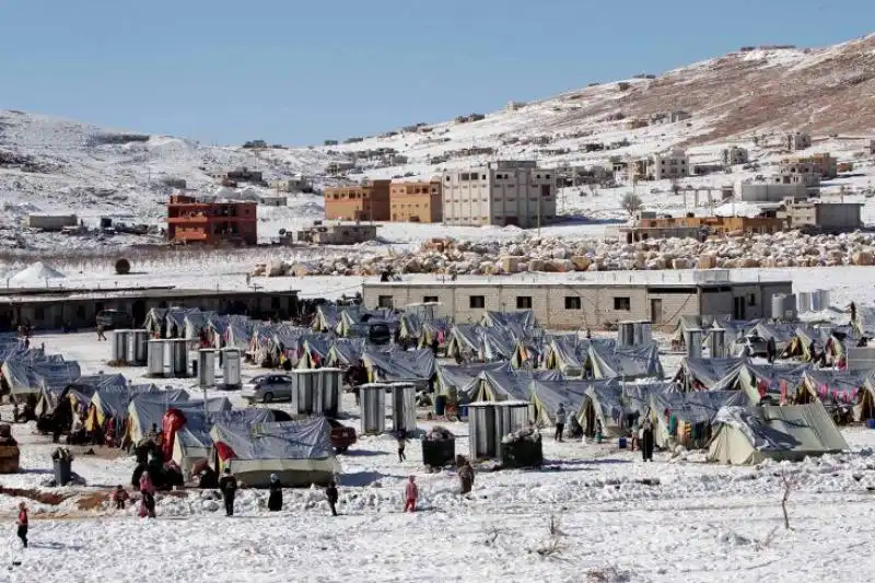 i rifugiati siriani nellaccampamento di Arsal in Libano 