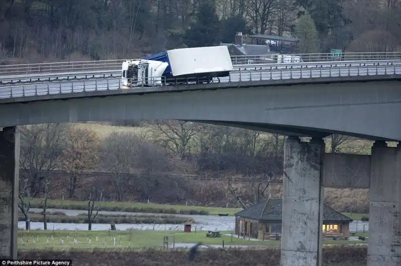 TEMPESTA PERFETTA IN NORD EUROPA E UK 