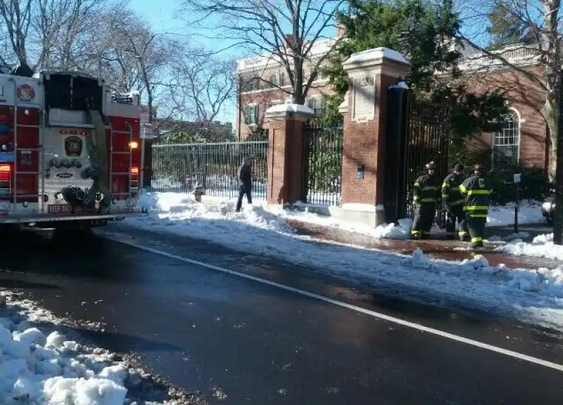 UNIVERSITA DI HARVARD EVACUATA DOPO ALLARME BOMBA 