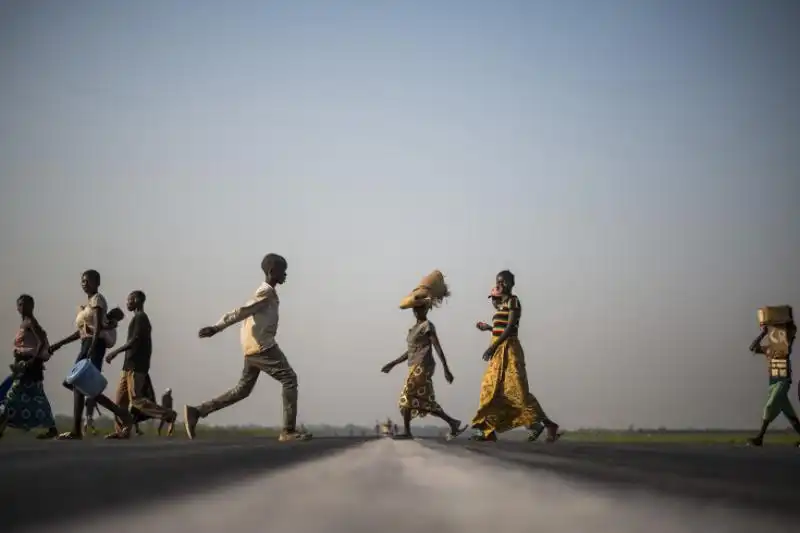 verso il campo per rifugiati a bangui 