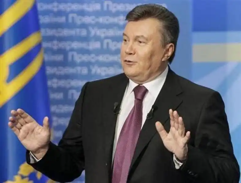 YANUKOVICH 