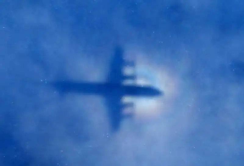 aereo cerca il volo malaysia mh370