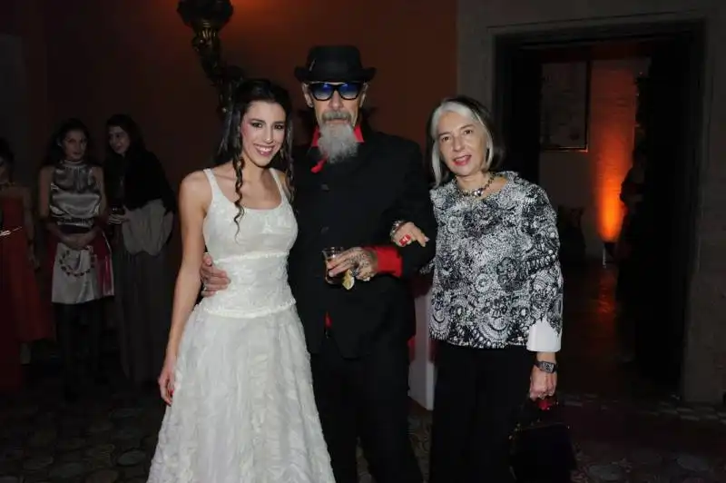 caterina mancinelli scotti con dago e anna