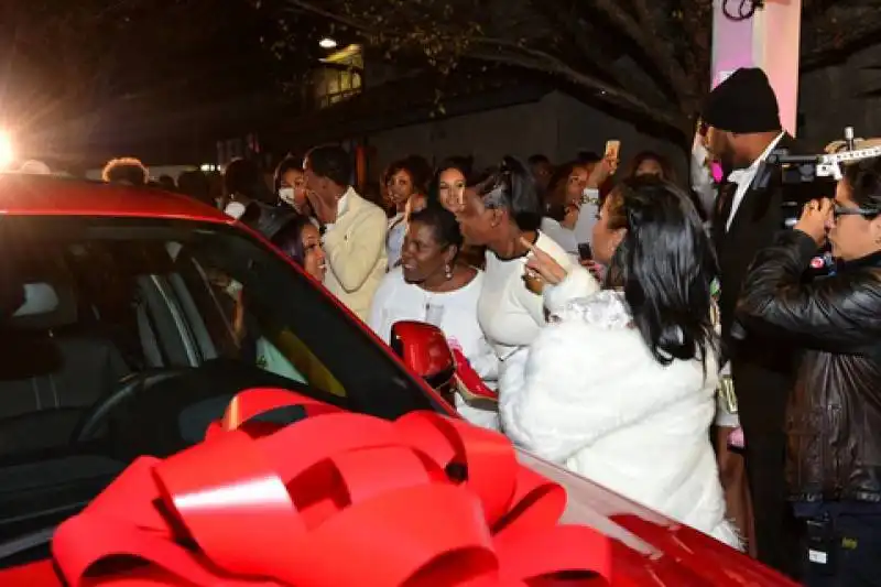 i sedici anni di reginae carter figlia di lil wayne la bmw  