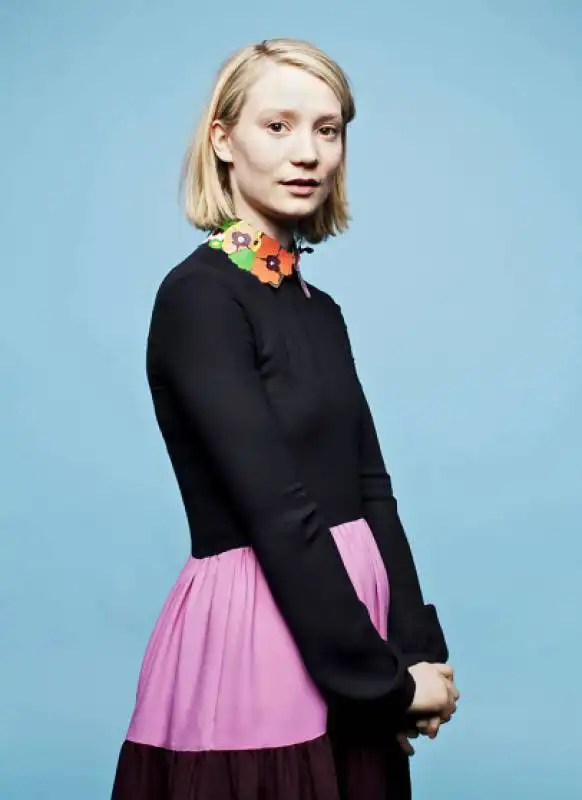 mia wasikowska