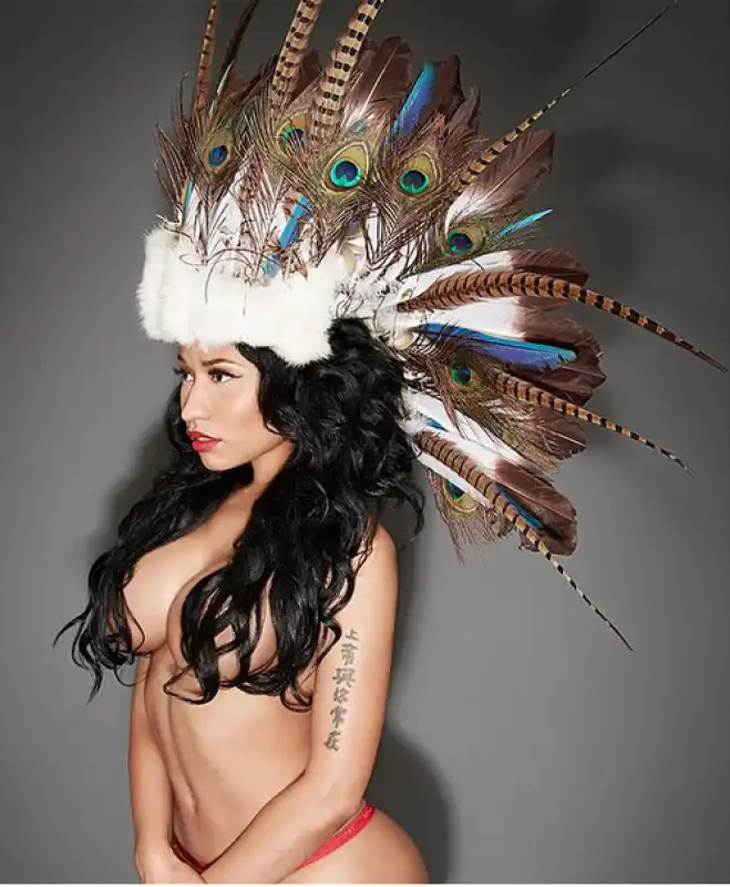 nicki minaj calendario 2015 