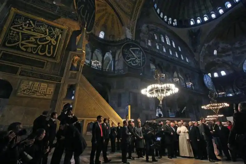 papa bergoglio in moschea 3