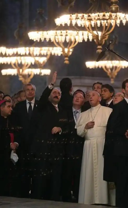 papa bergoglio in moschea 4