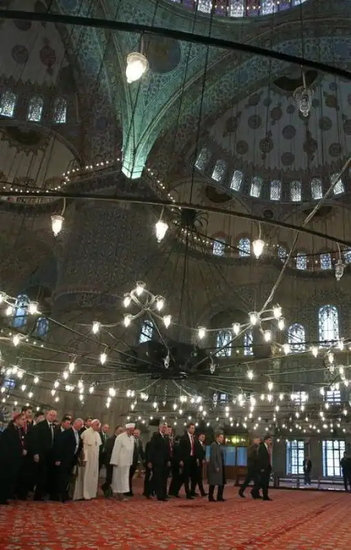 papa bergoglio in moschea 9