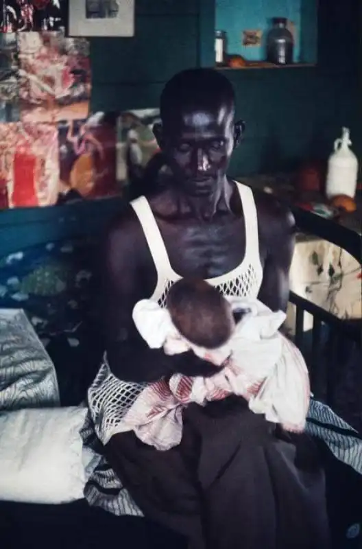 paternit, dakar (senegal), 1970 mario dondero