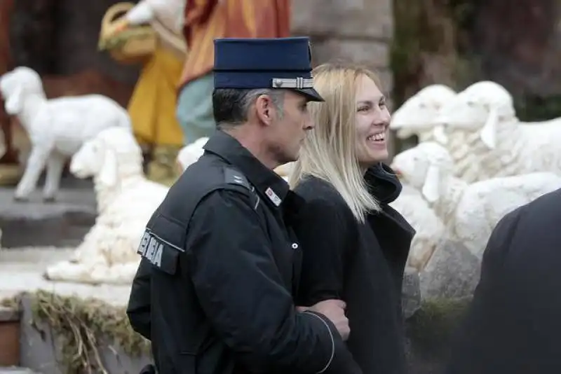 protesta delle femen in piazza san pietro, 