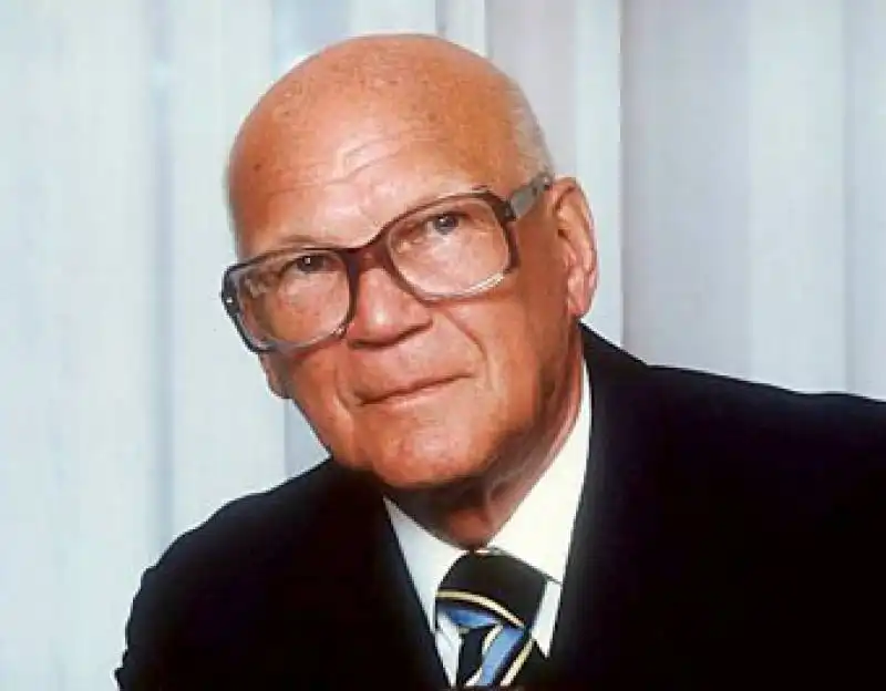 Urho 
Kekkonen 
