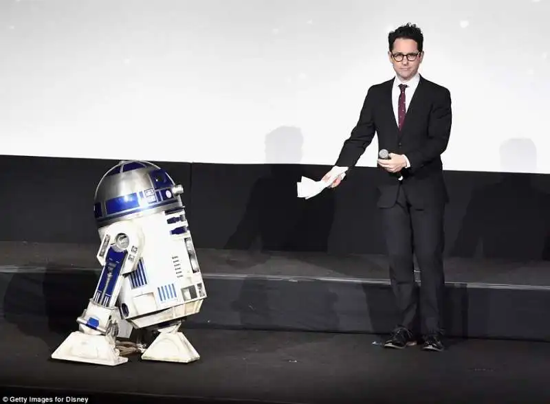 abrams con r2 d2