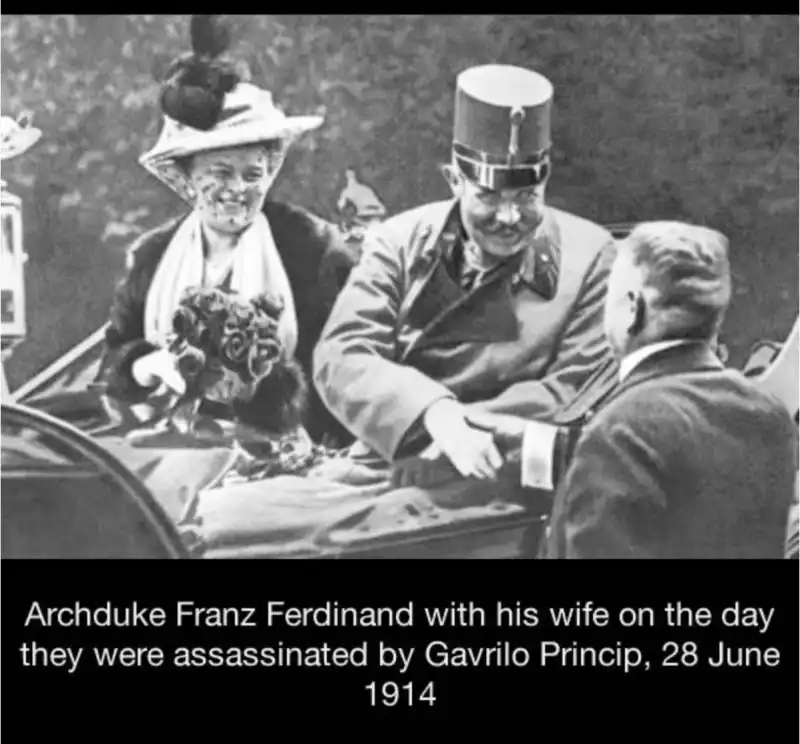 arciduca francesco ferdinando con la moglie il giorno in cui furono uccisi da gavrilo princip il 28 giugno 1914