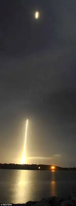 atterraggio del falcon 9