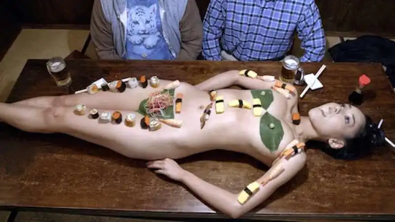 bar che serve nyotaimori