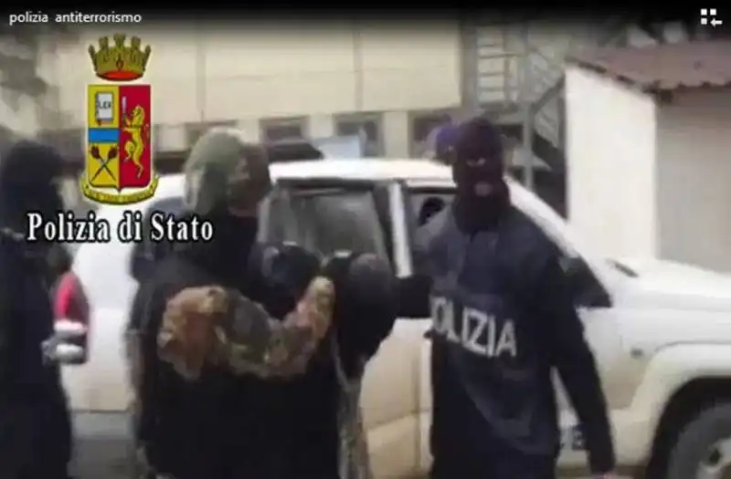 blitz anti terrorismo in italia e kosovo 