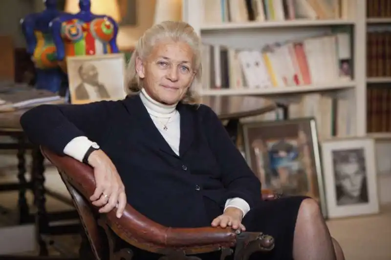 elisabeth badinter   4