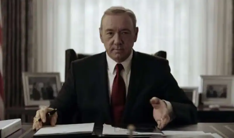 FRANK UNDERWOOD NUOVO SPOT HOUSE OF CARDS  