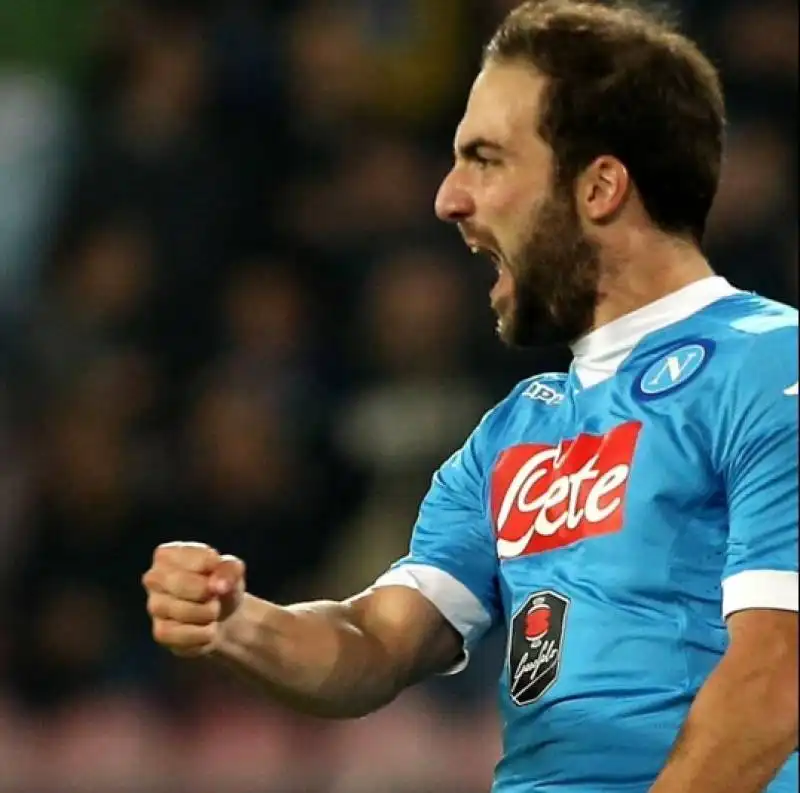 gonzalo higuain  1