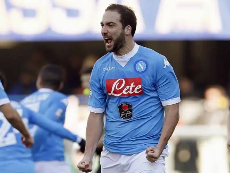 gonzalo higuain  10