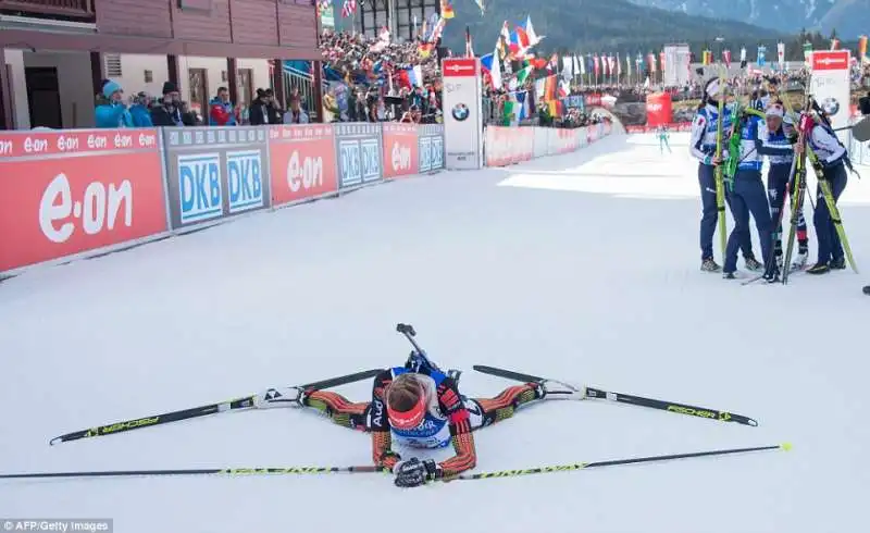 italia festeggia la vittoria alla biathlon world cup in austria