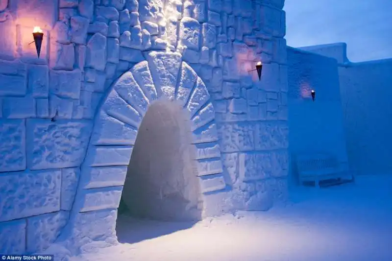 lumilinna snowcastle finlandia