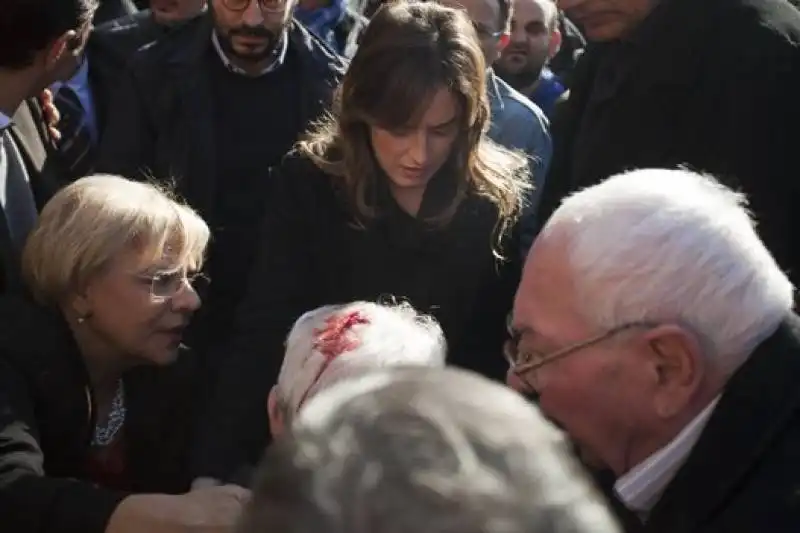 maria elena boschi a ercolano