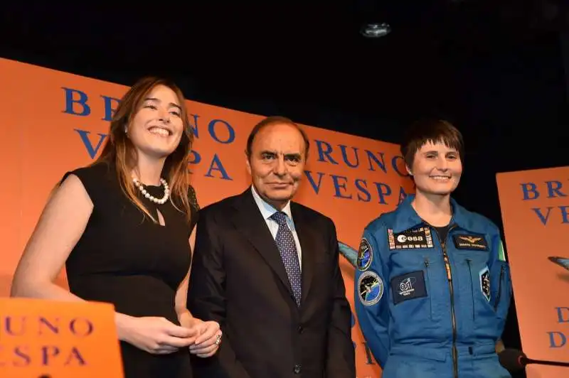 maria elena boschi bruno vespa samantha cristoforetti