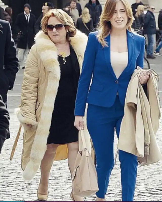 MARIA ELENA BOSCHI CON LA MADRE STEFANIA