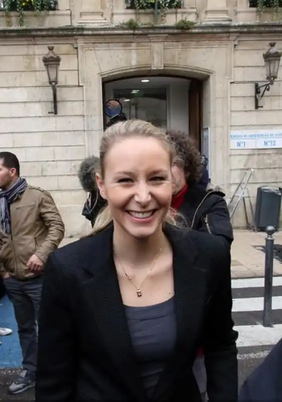 marion le pen 8