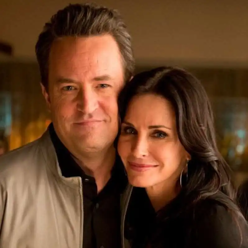 matthew perry con courtney cox