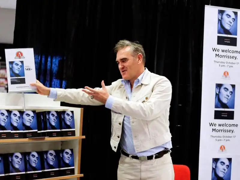 morrissey presenta la sua autobiografia