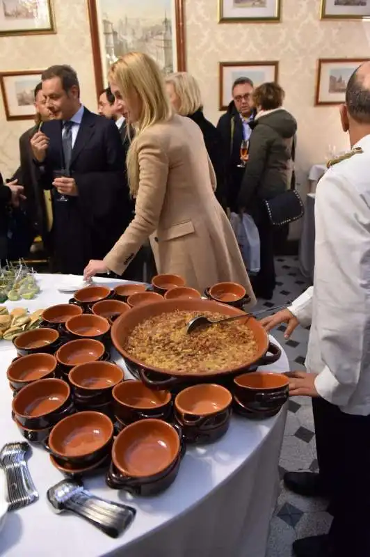 pasta e fagioli per gli ospiti