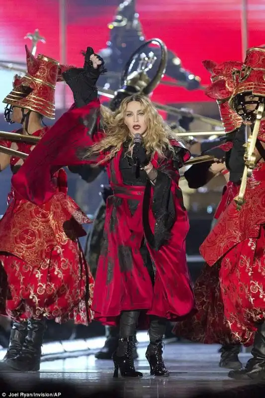 rebel heart tour   madonna