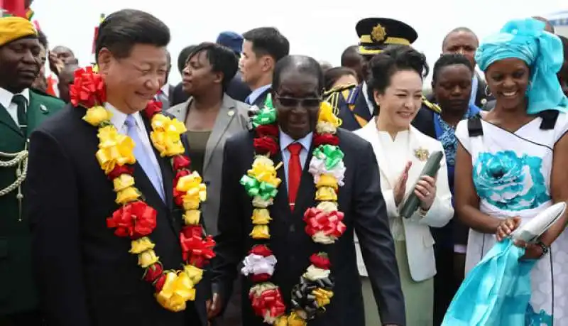 xi jinping   con  mugabe in zimbabwe