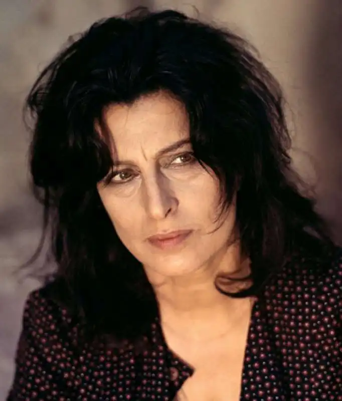 ANNA MAGNANI