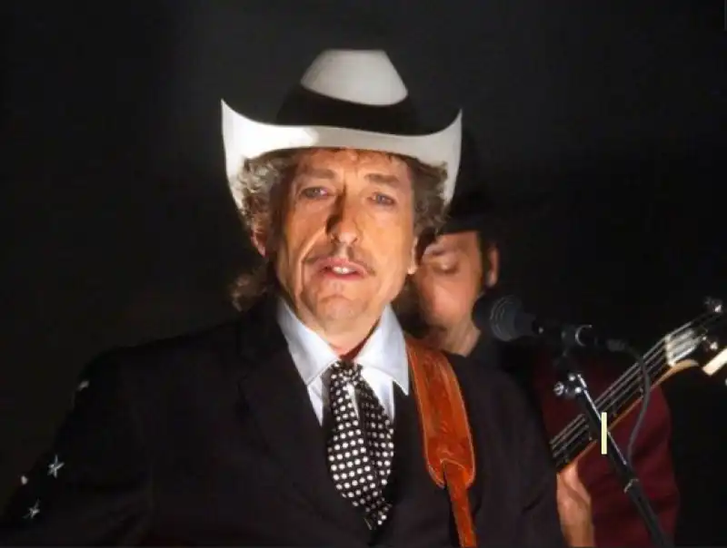 BOB DYLAN